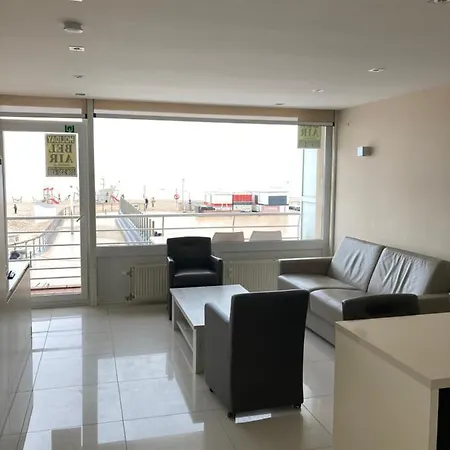 Appartement Seaview - - Type Gent - 6 P - Gezellige En Vernieuwde Direct Aan Het Strand, Frontaal Zeezicht, Op De Verkeersvrije Zeedijk Oostende